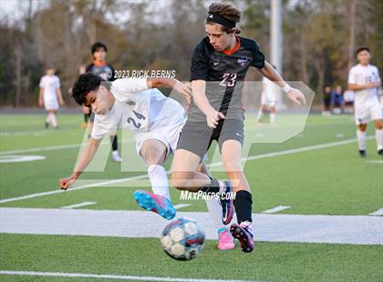 Thumbnail 3 in Grand Oaks vs College Park photogallery.