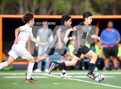 Thumbnail 3 in Grand Oaks vs College Park photogallery.