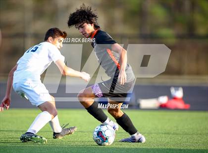 Thumbnail 3 in Grand Oaks vs College Park photogallery.