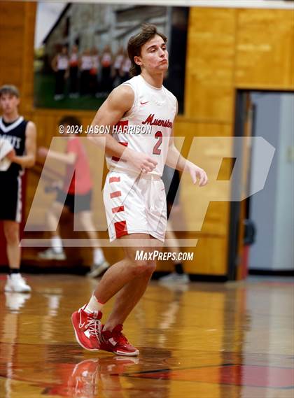 Thumbnail 3 in Lindsay @ Muenster photogallery.