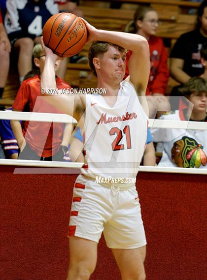 Thumbnail 3 in Lindsay @ Muenster photogallery.