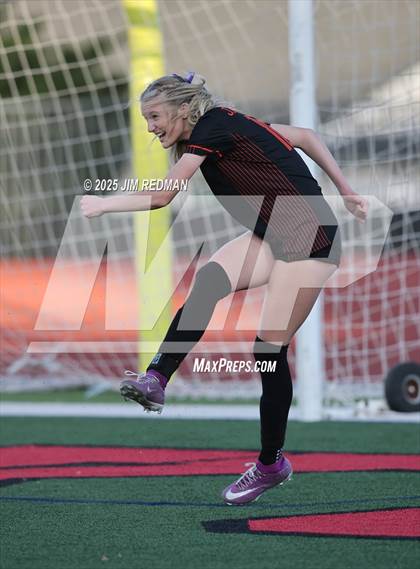 Thumbnail 1 in Rockwall vs. Sachse photogallery.