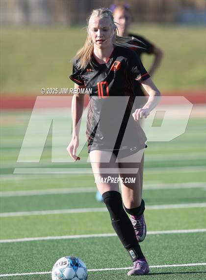 Thumbnail 2 in Rockwall vs. Sachse photogallery.