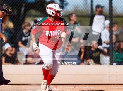 Thumbnail 1 in Mountain Vista vs Smoky Hill (CHSAA 5A Playoff Rd 1) photogallery.