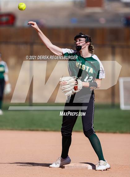 Thumbnail 1 in Mountain Vista vs Smoky Hill (CHSAA 5A Playoff Rd 1) photogallery.