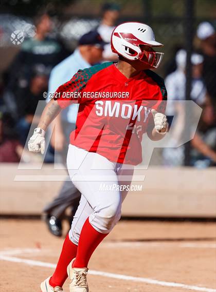 Thumbnail 1 in Mountain Vista vs Smoky Hill (CHSAA 5A Playoff Rd 1) photogallery.