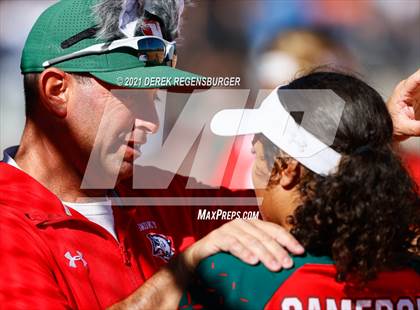 Thumbnail 1 in Mountain Vista vs Smoky Hill (CHSAA 5A Playoff Rd 1) photogallery.