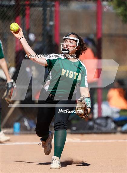 Thumbnail 2 in Mountain Vista vs Smoky Hill (CHSAA 5A Playoff Rd 1) photogallery.