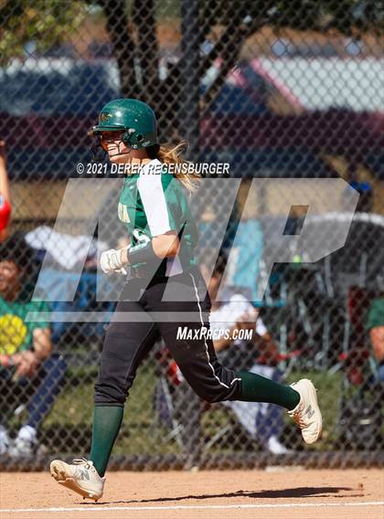 Thumbnail 2 in Mountain Vista vs Smoky Hill (CHSAA 5A Playoff Rd 1) photogallery.