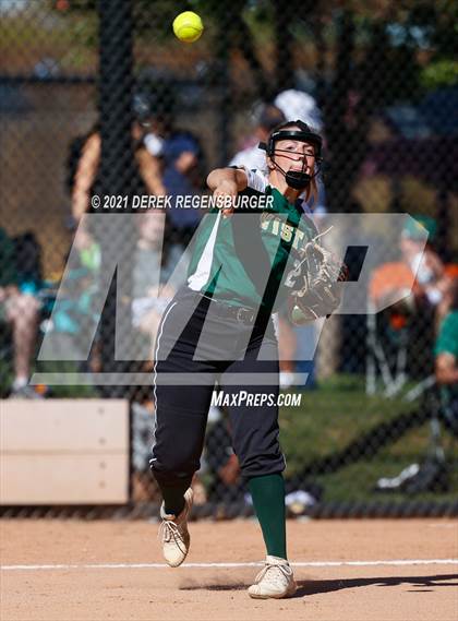 Thumbnail 1 in Mountain Vista vs Smoky Hill (CHSAA 5A Playoff Rd 1) photogallery.