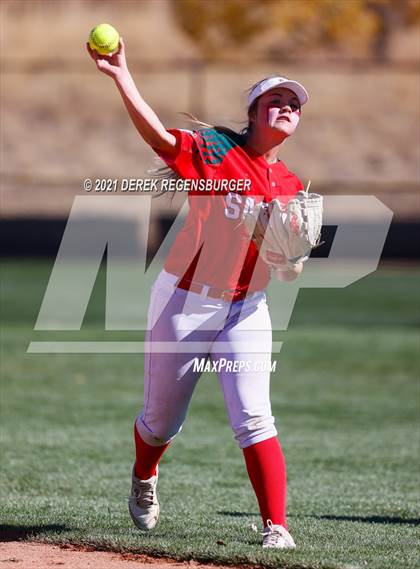 Thumbnail 3 in Mountain Vista vs Smoky Hill (CHSAA 5A Playoff Rd 1) photogallery.
