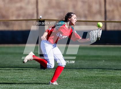 Thumbnail 3 in Mountain Vista vs Smoky Hill (CHSAA 5A Playoff Rd 1) photogallery.