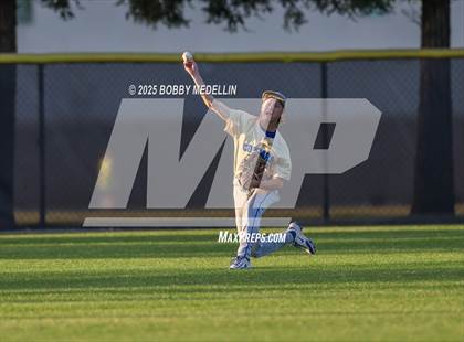 Thumbnail 1 in Clovis @ Clovis North photogallery.