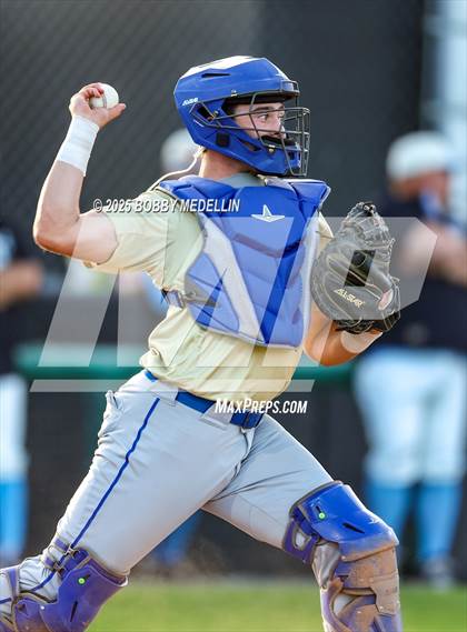 Thumbnail 2 in Clovis @ Clovis North photogallery.