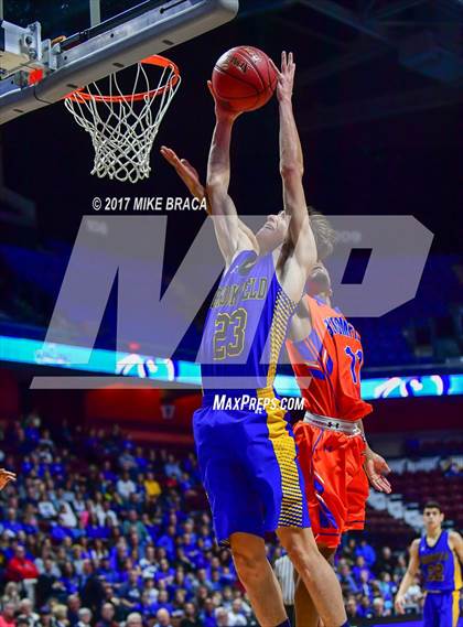 Thumbnail 2 in Brookfield vs. Bloomfield (CIAC Class M Final) photogallery.