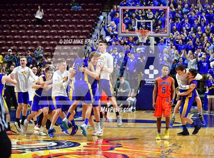 Thumbnail 2 in Brookfield vs. Bloomfield (CIAC Class M Final) photogallery.