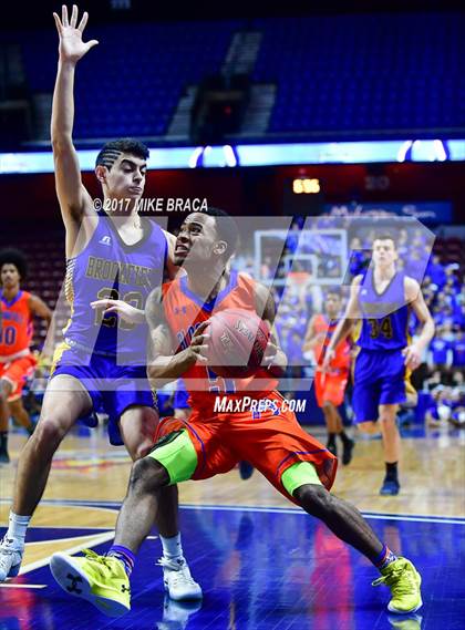 Thumbnail 3 in Brookfield vs. Bloomfield (CIAC Class M Final) photogallery.