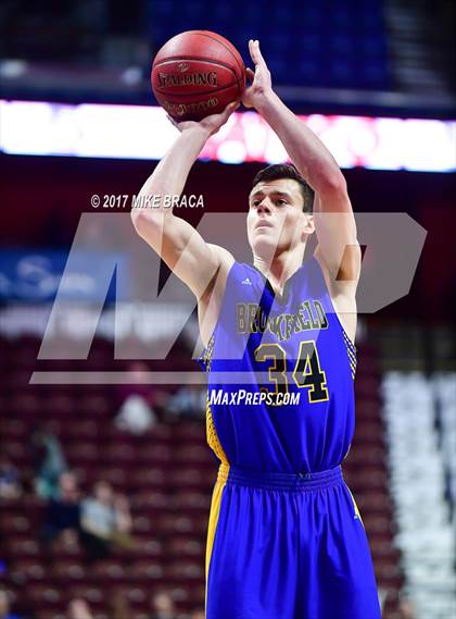 Thumbnail 3 in Brookfield vs. Bloomfield (CIAC Class M Final) photogallery.