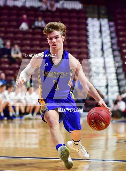 Thumbnail 2 in Brookfield vs. Bloomfield (CIAC Class M Final) photogallery.