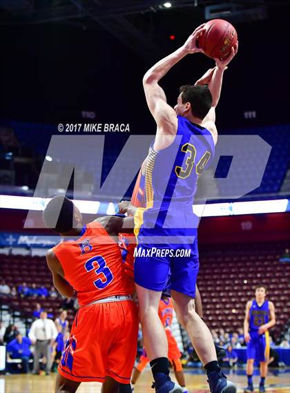 Thumbnail 2 in Brookfield vs. Bloomfield (CIAC Class M Final) photogallery.