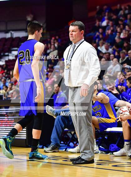 Thumbnail 3 in Brookfield vs. Bloomfield (CIAC Class M Final) photogallery.