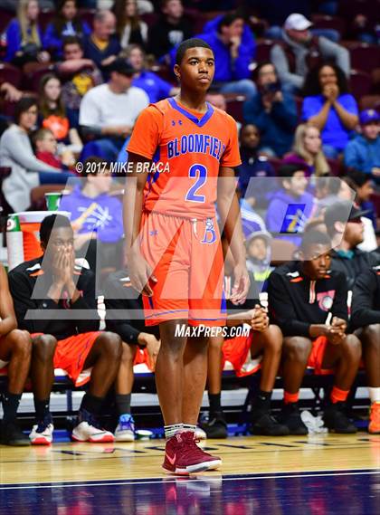 Thumbnail 2 in Brookfield vs. Bloomfield (CIAC Class M Final) photogallery.