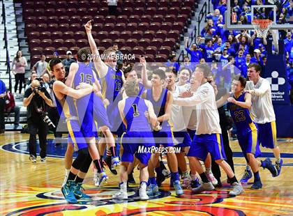 Thumbnail 2 in Brookfield vs. Bloomfield (CIAC Class M Final) photogallery.