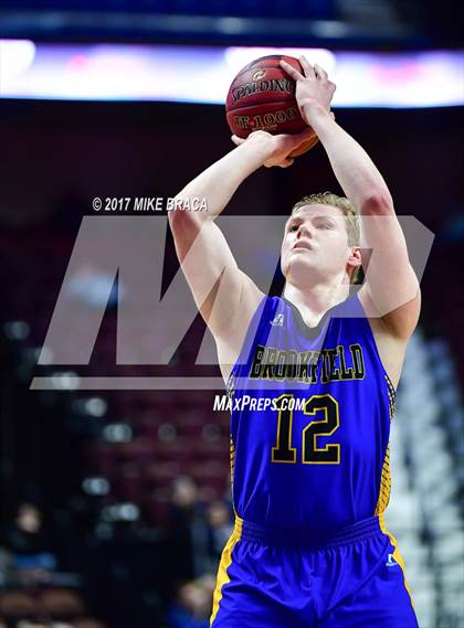 Thumbnail 1 in Brookfield vs. Bloomfield (CIAC Class M Final) photogallery.