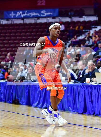 Thumbnail 1 in Brookfield vs. Bloomfield (CIAC Class M Final) photogallery.