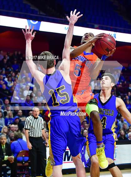 Thumbnail 3 in Brookfield vs. Bloomfield (CIAC Class M Final) photogallery.