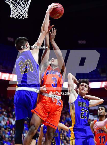 Thumbnail 3 in Brookfield vs. Bloomfield (CIAC Class M Final) photogallery.