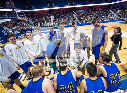 Thumbnail 2 in Brookfield vs. Bloomfield (CIAC Class M Final) photogallery.