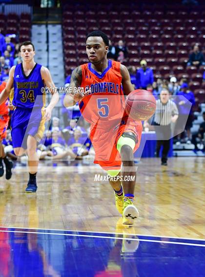 Thumbnail 3 in Brookfield vs. Bloomfield (CIAC Class M Final) photogallery.