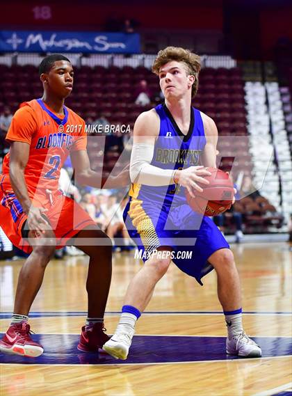 Thumbnail 1 in Brookfield vs. Bloomfield (CIAC Class M Final) photogallery.