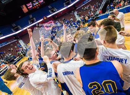 Thumbnail 2 in Brookfield vs. Bloomfield (CIAC Class M Final) photogallery.