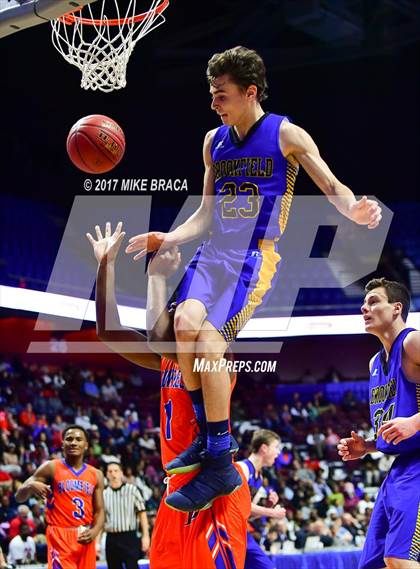 Thumbnail 3 in Brookfield vs. Bloomfield (CIAC Class M Final) photogallery.