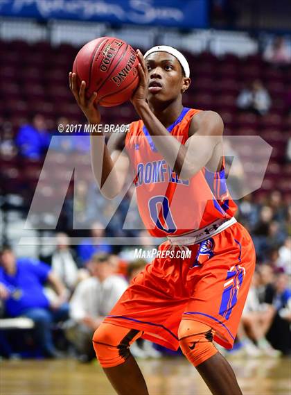 Thumbnail 3 in Brookfield vs. Bloomfield (CIAC Class M Final) photogallery.