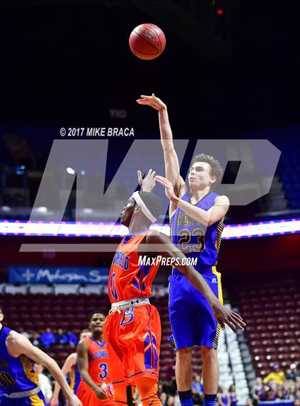 Thumbnail 1 in Brookfield vs. Bloomfield (CIAC Class M Final) photogallery.
