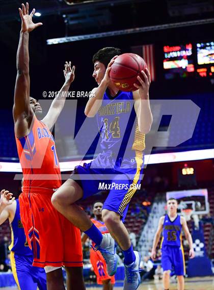 Thumbnail 2 in Brookfield vs. Bloomfield (CIAC Class M Final) photogallery.