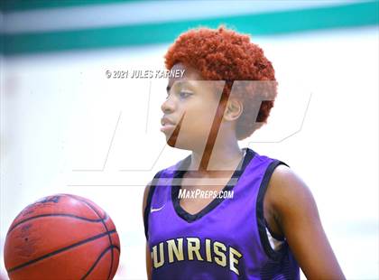 Thumbnail 1 in Sunrise Mountain vs Coronado (Gator Winter Classic) photogallery.