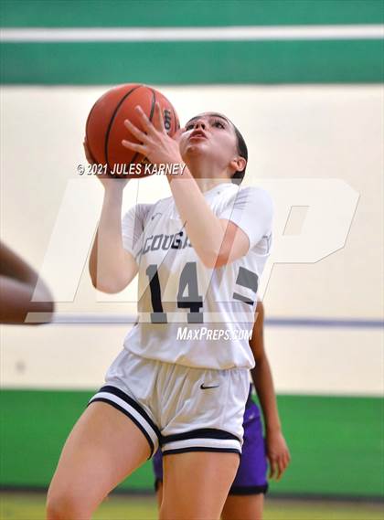 Thumbnail 1 in Sunrise Mountain vs Coronado (Gator Winter Classic) photogallery.