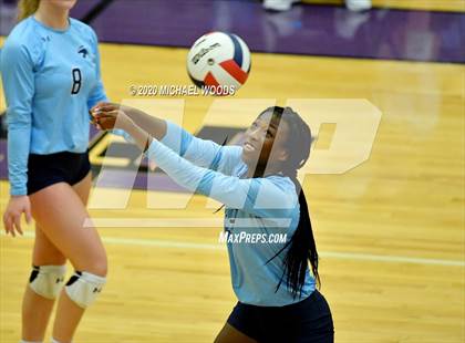 Thumbnail 3 in Cabot vs. Har-Ber photogallery.