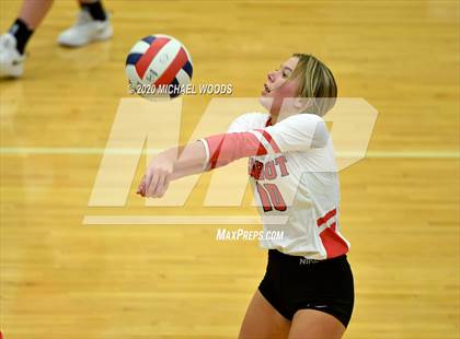 Thumbnail 3 in Cabot vs. Har-Ber photogallery.