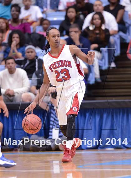 Thumbnail 1 in Hunt vs. Freedom (NCHSAA 3A Final) photogallery.