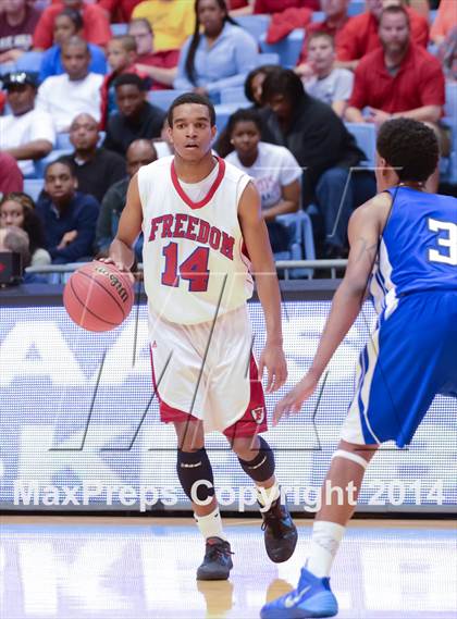 Thumbnail 3 in Hunt vs. Freedom (NCHSAA 3A Final) photogallery.