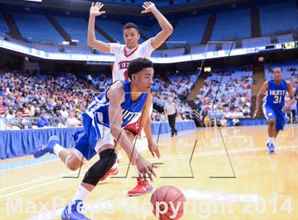 Thumbnail 2 in Hunt vs. Freedom (NCHSAA 3A Final) photogallery.