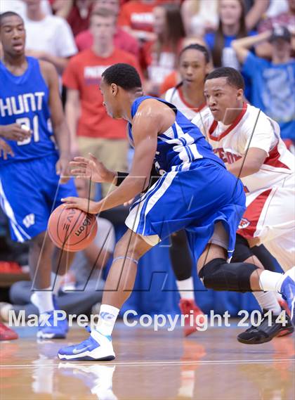 Thumbnail 2 in Hunt vs. Freedom (NCHSAA 3A Final) photogallery.