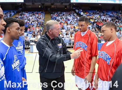 Thumbnail 1 in Hunt vs. Freedom (NCHSAA 3A Final) photogallery.