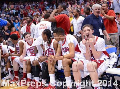 Thumbnail 3 in Hunt vs. Freedom (NCHSAA 3A Final) photogallery.