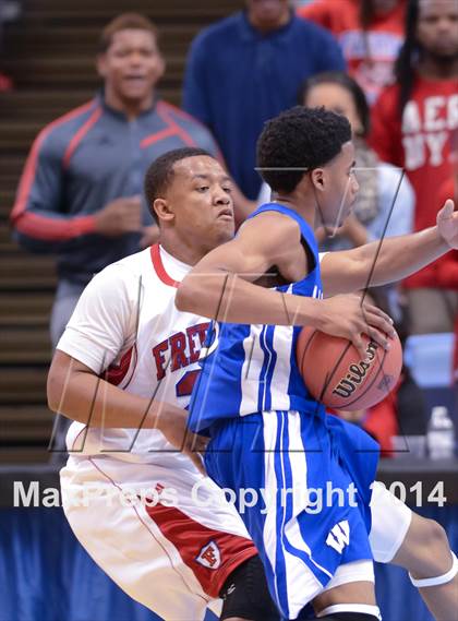 Thumbnail 3 in Hunt vs. Freedom (NCHSAA 3A Final) photogallery.